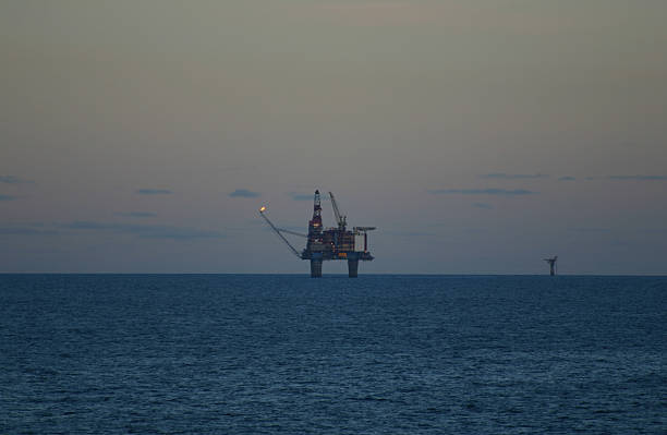 istock oil rig platform at sea 91040970