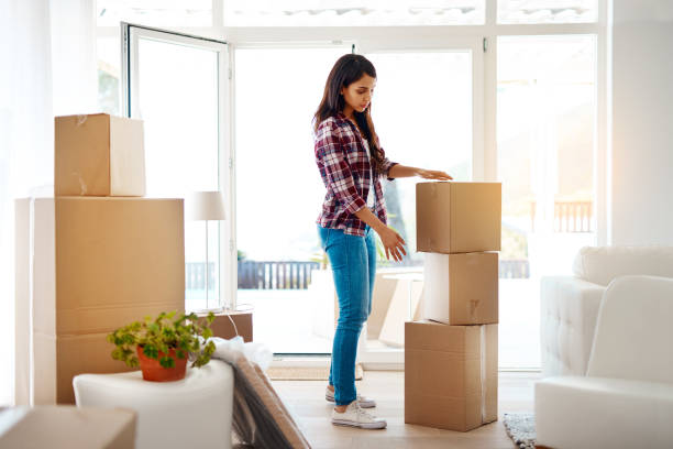 istock The moving truck should be here shortly 910419250