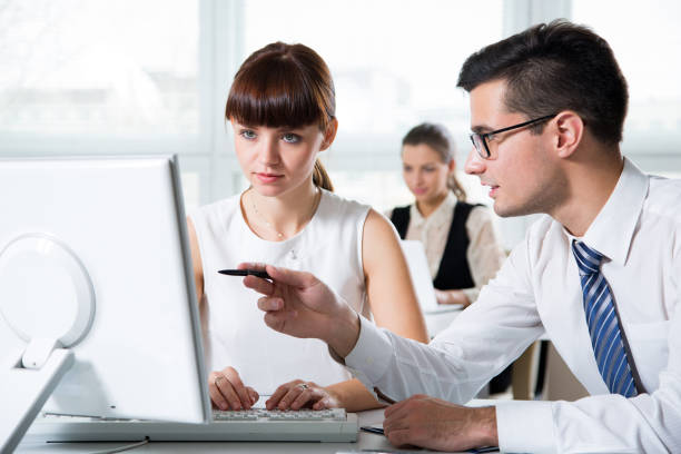 istock Business people working in an office 910422540