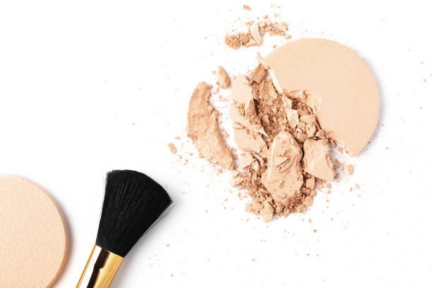 istock cracked cosmetic powder isolated on white 910430270