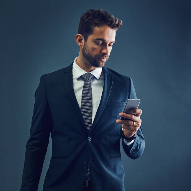istock Keeping the right business connections 910448332