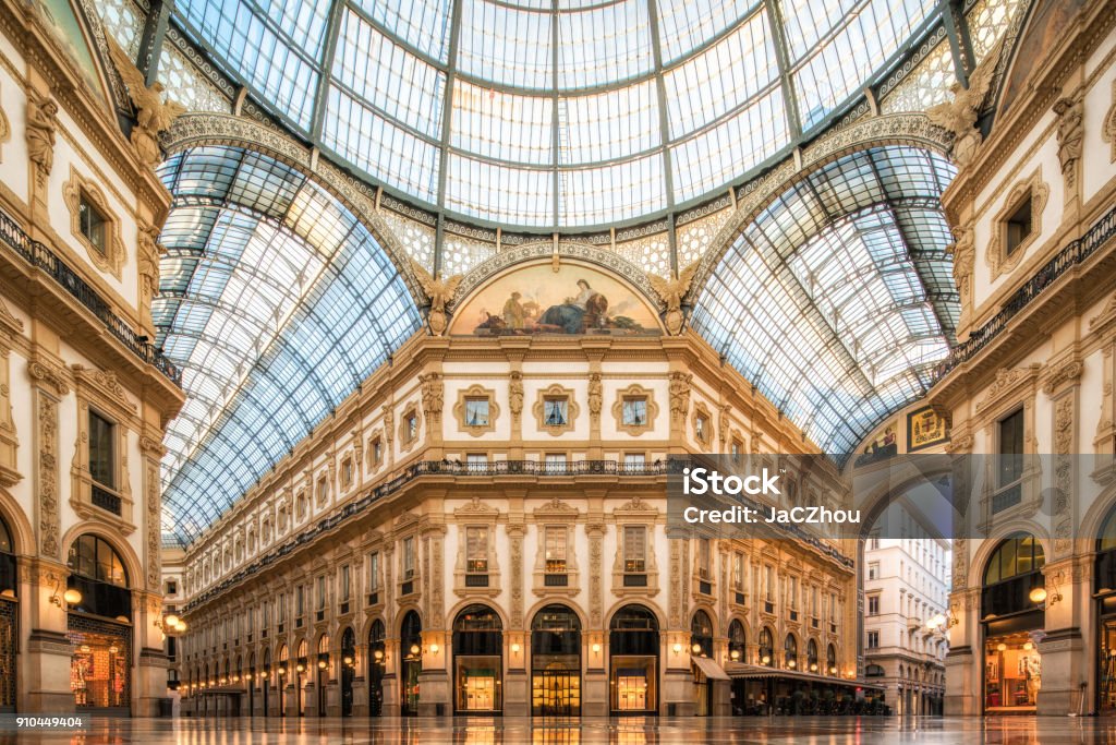 Galleria Vittorio Emanuele II, Milan Milan, Galleria Vittorio Emanuele II, Shopping Mall, Italy, Europe Milan Stock Photo