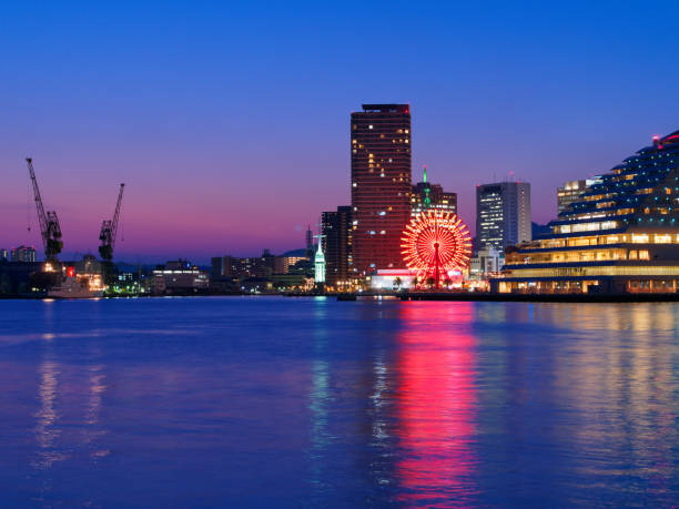 istock Port of Kobe 910452672