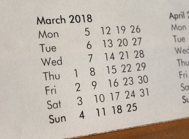 istock calendar page detail 910465690