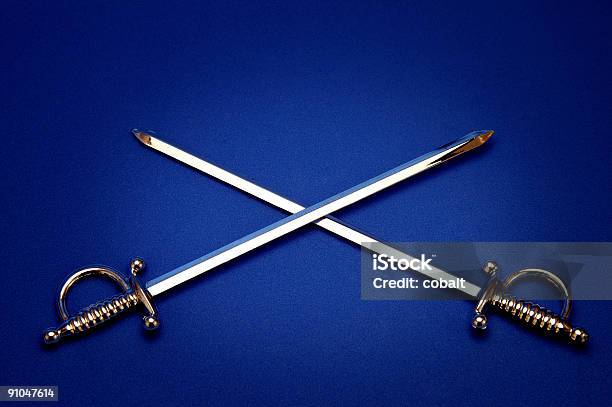 Swords Cruzado Foto de stock y más banco de imágenes de Cruzar - Cruzar, Espada, Afilado
