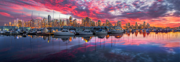 석탄 잔점박이 일몰 - vancouver skyline canada panoramic 뉴스 사진 이미지