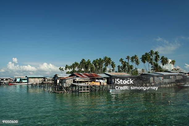 보르네오 낚시는요 타운명을 마불 도서지역 수상 가옥에 대한 스톡 사진 및 기타 이미지 - 수상 가옥, 0명, 개발 도상국