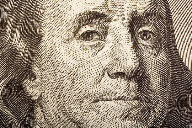 ilustraciones, imágenes clip art, dibujos animados e iconos de stock de detalle de 100 dólares estadounidenses - billete de cien dólares estadounidenses