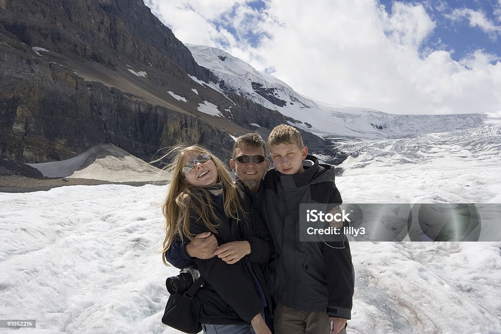 Pai e filhos na rockies - Royalty-free 20-24 Anos Foto de stock