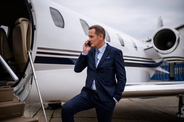 istock Man at the airport 910525020