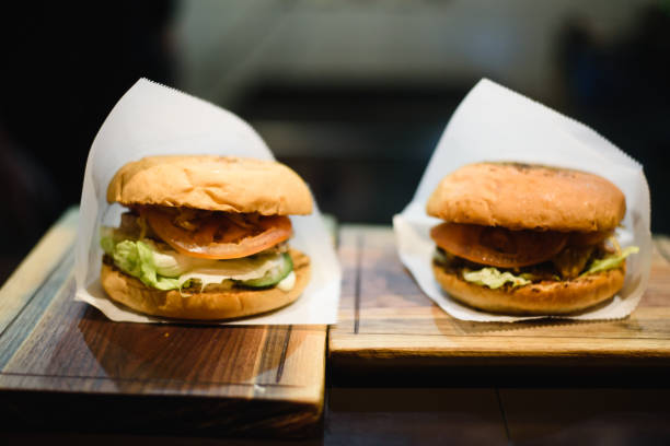 istock Preparing burgers at the barbecue in restaurant 910536012