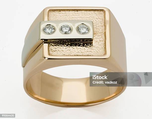 Ring Mit Diamanten Stockfoto und mehr Bilder von Diamant - Diamant, Farbbild, Fotografie