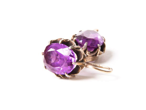 istock Vintage earrings with alexandrite stone 910578994
