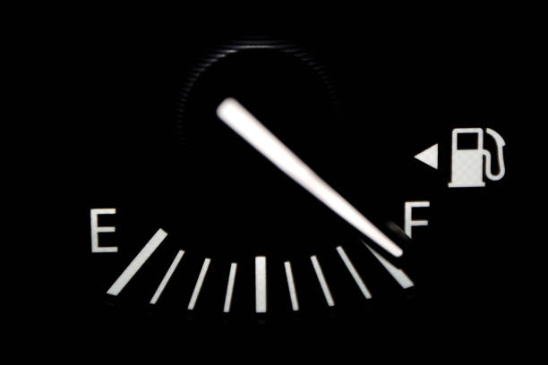 istock Close up full fuel tank icon 910593682