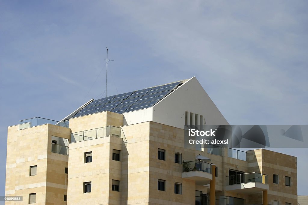 Panneaux d'énergie solaire - Photo de Asie de l'Ouest libre de droits