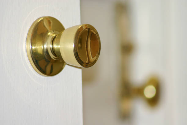 istock Close-up of door handle 910694718