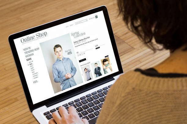 istock woman computer online shop 910728960