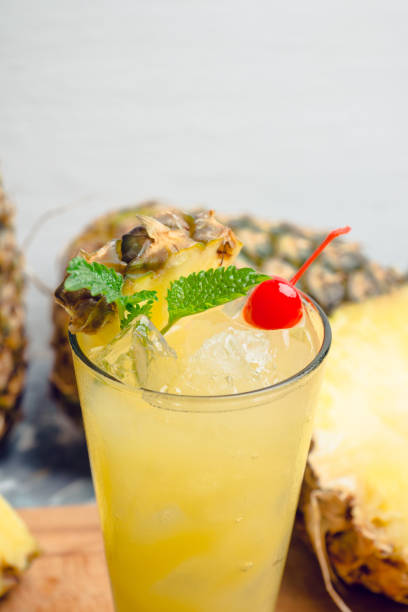 istock Sweet cocktail with pineapple and rum 910730450