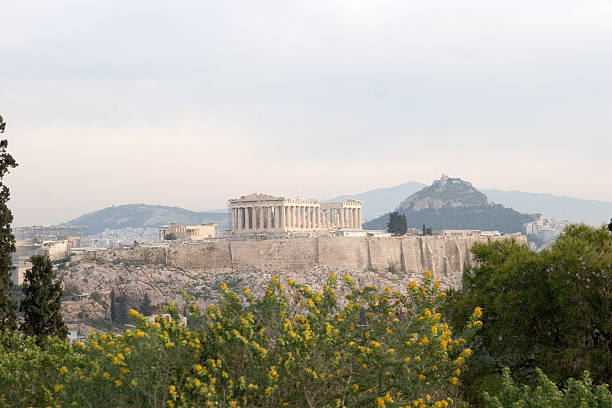 istock Sunrise over the Parthenon 2 91076386