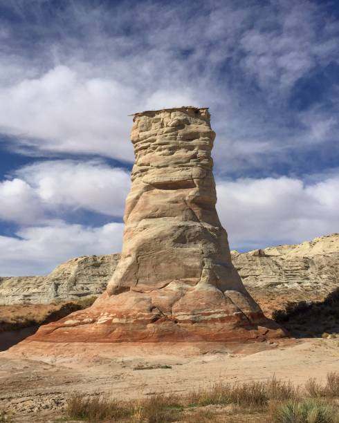 istock Elephant Legs Rock Formation in Arizona, USA 910765514