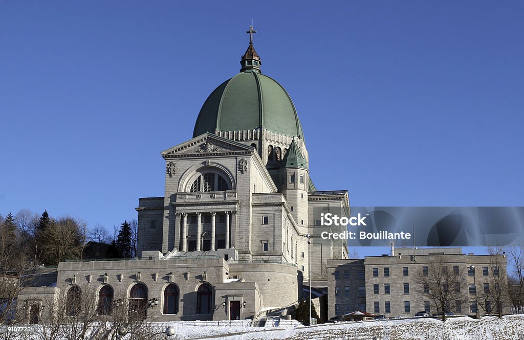 Oratorio de St Joseph - Foto de stock de Montaña libre de derechos