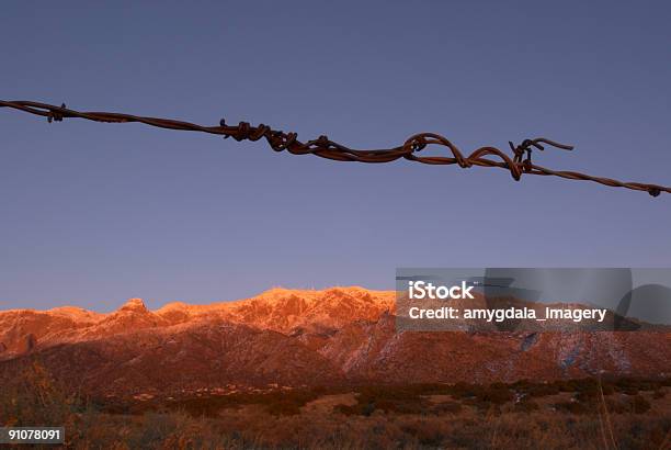 Sonnenuntergang In Den Bergen Stockfoto und mehr Bilder von Albuquerque - Albuquerque, Alpenglühen, Begrenzung