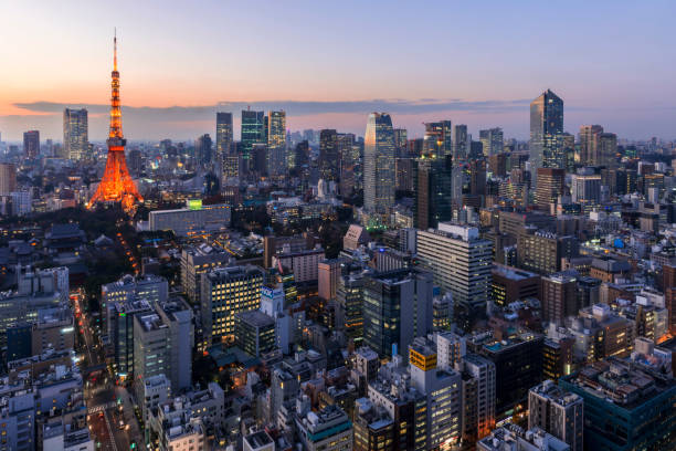 istock Night view of Tokyo Tower 910785694