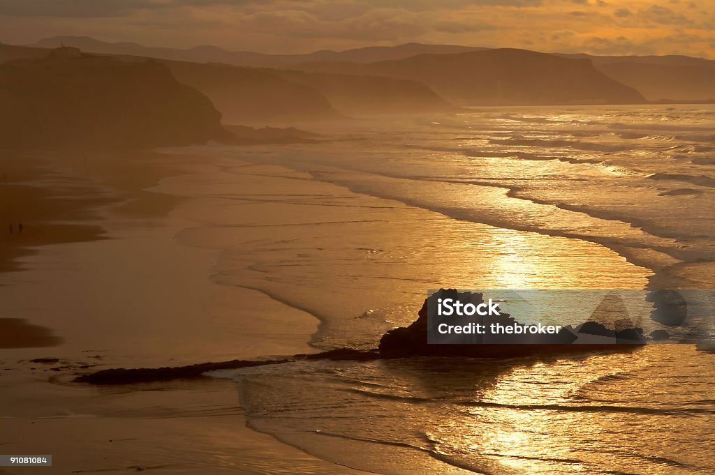 El golden sunrise - Foto de stock de Acantilado libre de derechos