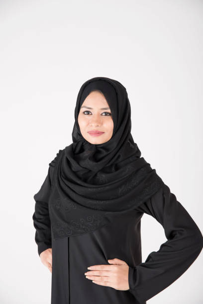 istock Arab woman on white background 910814546
