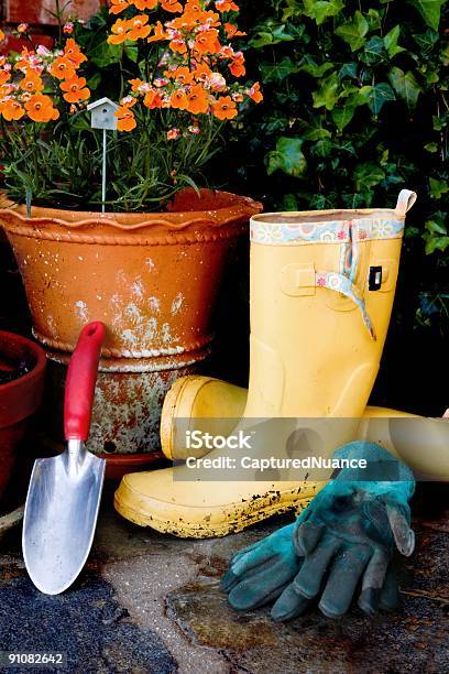 Giardini Di Primavera - Fotografie stock e altre immagini di Agricoltura - Agricoltura, Ambientazione esterna, Attrezzatura