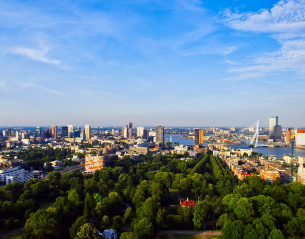 istock very nice view of rotterdam 910827682