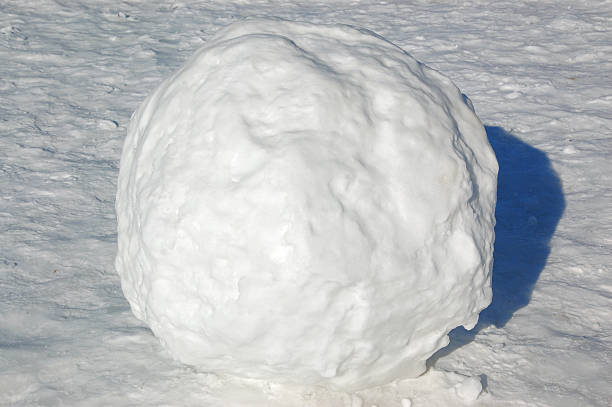 Grande palla di neve - foto stock