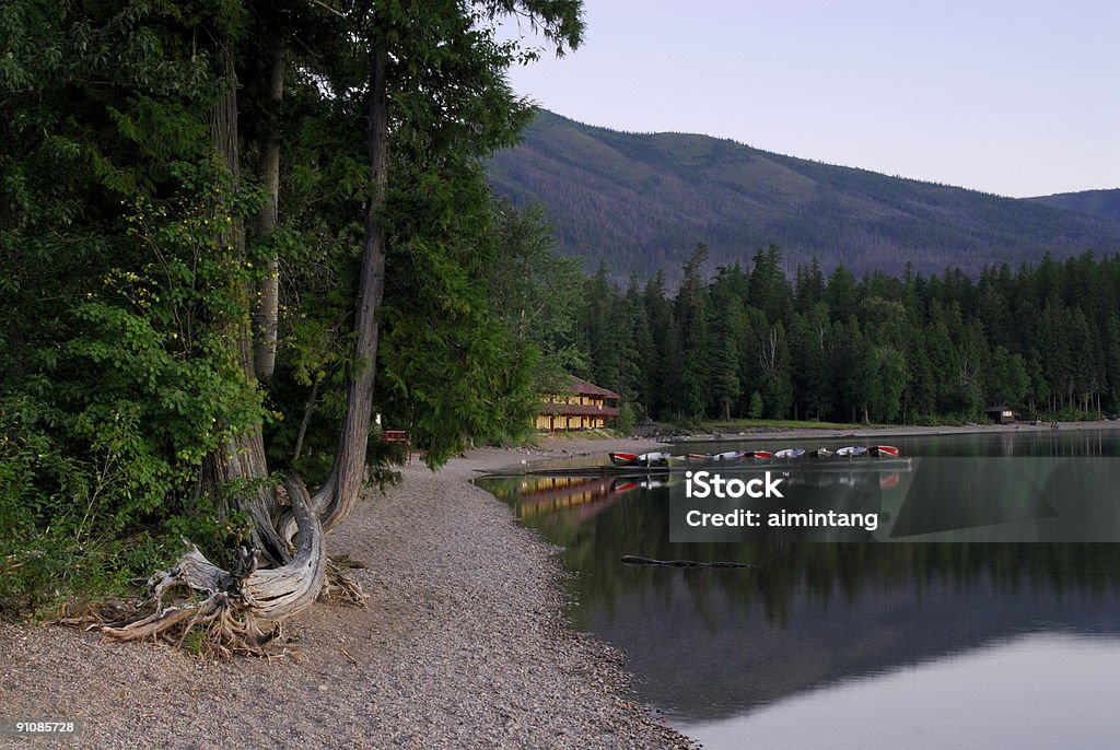 Skali Apgar Village - Zbiór zdjęć royalty-free (Lake Mcdonald)