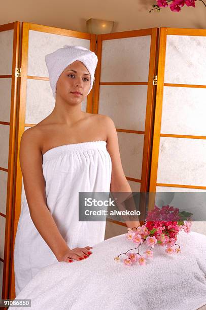 Relaxamento De Spa De Estilo De Vida - Fotografias de stock e mais imagens de Amimar - Amimar, Bem-estar, Bichos Mimados