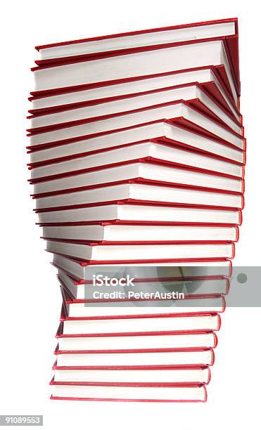 Foto de Vinte Vermelhos Livros e mais fotos de stock de Aprender - Aprender, Branco, Capa de Livro