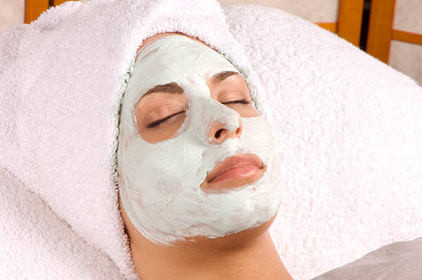 istock Spa Organic Facial Masque Full Application 91091608