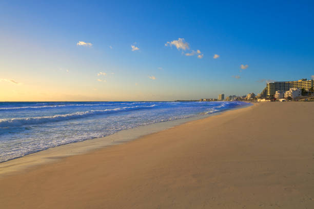 istock Cancun sunrise at Delfines Beach Mexico 910918998