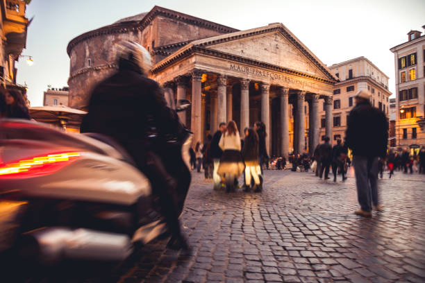 roma - praça do pantheon - roman agora - fotografias e filmes do acervo