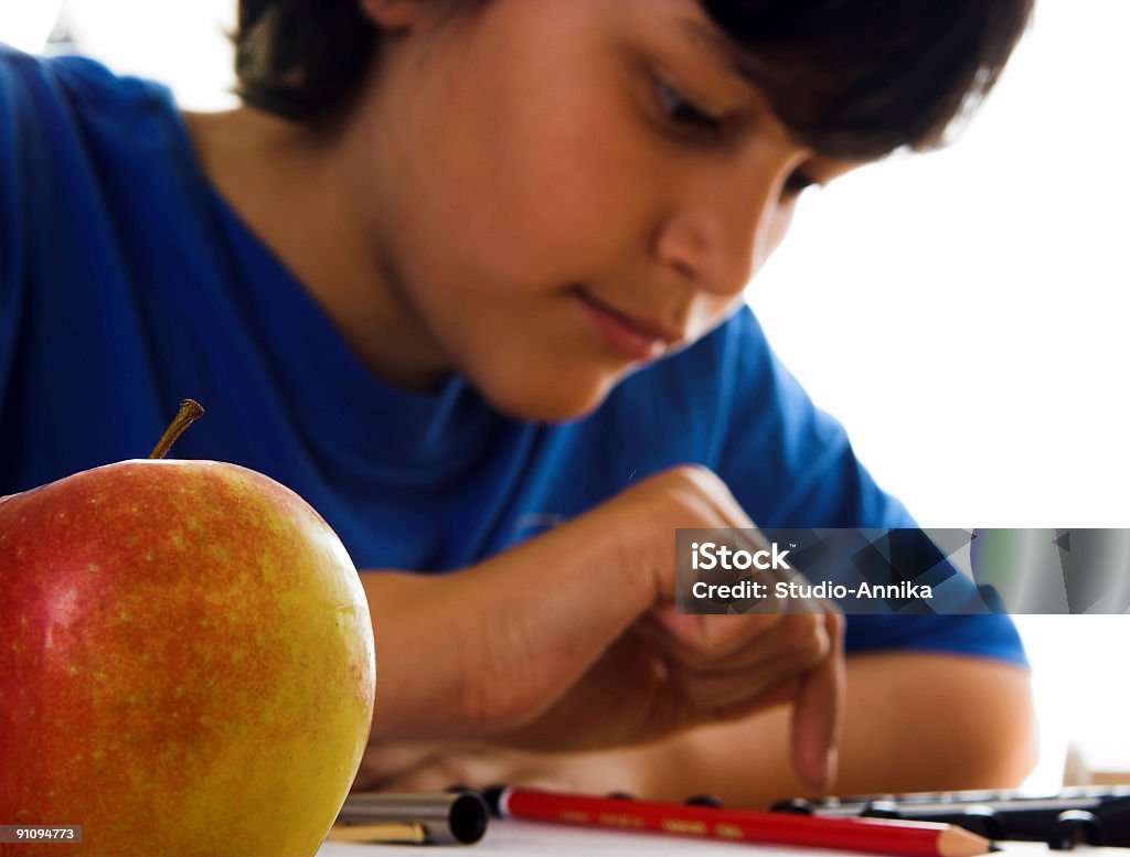 Apple et calculateur - Photo de Apprentissage libre de droits