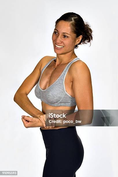 Fitness Mujer Africana Foto de stock y más banco de imágenes de 40-44 años - 40-44 años, 40-49 años, Adulto