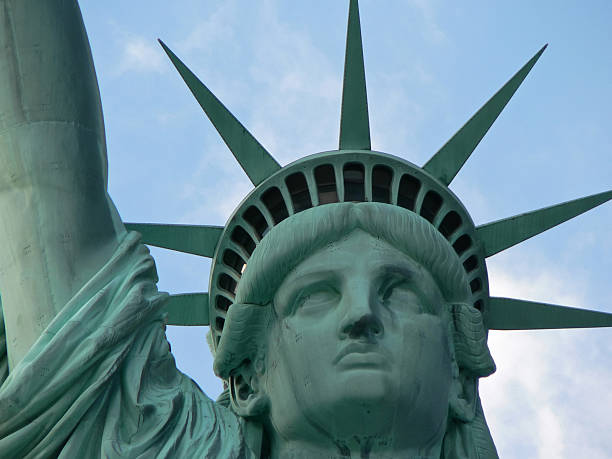 istock Statue of Liberty portrait 91095883