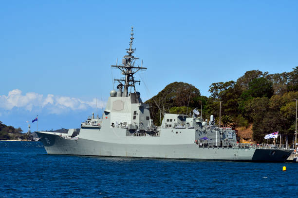 Australia, Navy , Warship Sydney, NSW, Australia - October 31, 2017: HMAS Hobart in Wooloomooloo wharf of the Australian navy australian navy stock pictures, royalty-free photos & images