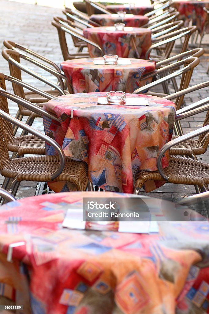 Tische und Stühle - Lizenzfrei Aschenbecher Stock-Foto