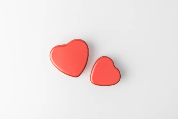 istock top view of arranged red hearts isolated on white 910995046