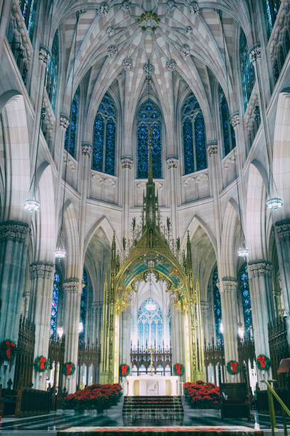 istock church interior in new york. 911007658
