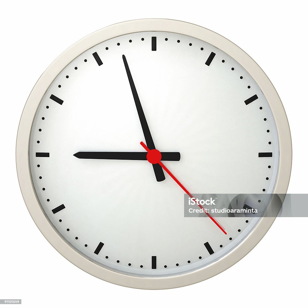 Reloj de pared aislada sobre un fondo blanco - Foto de stock de Blanco - Color libre de derechos