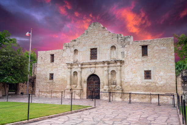 istock The Alamo, San Antonio, TX 911029554