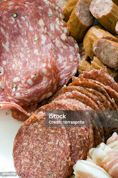 Antipasto Diferentes Carnes Foto de stock y más banco de imágenes de Alimento - Alimento, Antipasto, Arreglo