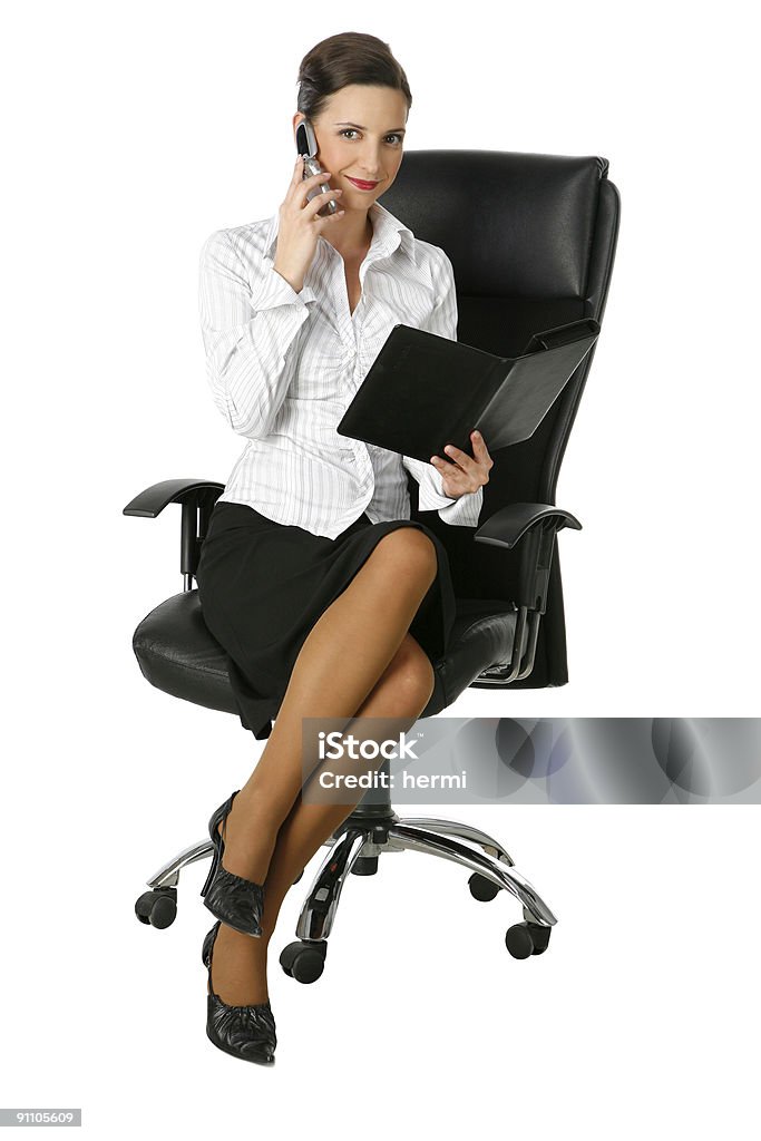 Jovem mulher de negócios em branco Fundo transparente - Royalty-free Cadeira de Braços Foto de stock