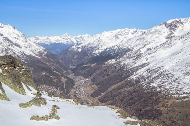 istock Saas-Fee Village in Valley, Switzerland 911132578